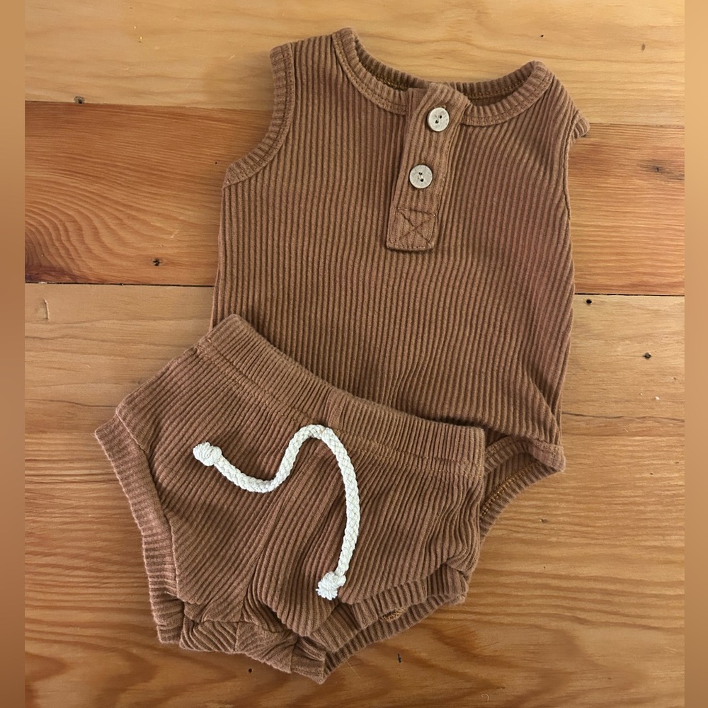 Little One Shop Ribbed Tank and Shorts Set 0-3M